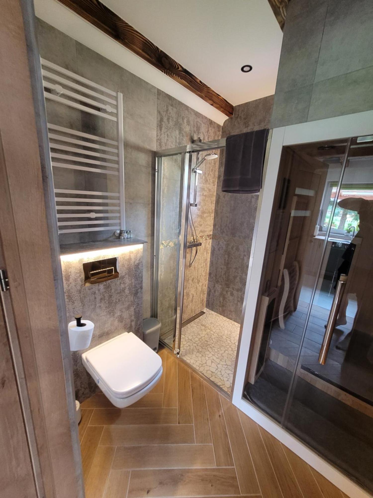 Urocza Kryjowka Ze Spa Леско Экстерьер фото